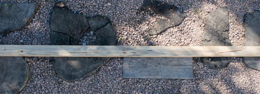 Caibro aplainado para pergolado (serve também para telhado ou móveis) de madeira de Pinus tratado 4,5x9x150 centímetros