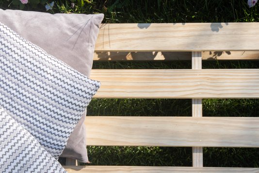 Palete para montagem de mobiliário ou jardim de madeira Pinus tratado 70x120 centímetros