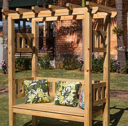 Pergolado com banco para jardim de madeira Pinus tratado 1,75x0,90 metros - Modelo Chardonnay