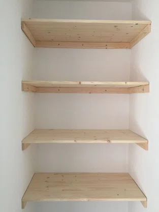 Tampo de mesa ou bancada de madeira Pinus tratado 50x70 centímetros