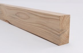 Caibro aplainado para pergolado (serve também para telhado ou móveis) de madeira Pinus tratado 6,5x13x150 centímetros