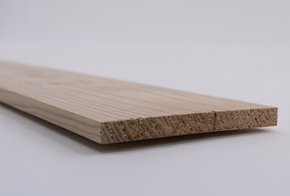 Tábua lixada para prateleira ou artesanato de madeira Pinus tratado 19x1,8x290 centímetros