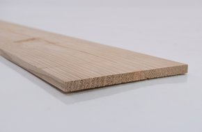 Tábua lixada para prateleira ou artesanato de madeira Pinus tratado 28x1,8x290 centímetros