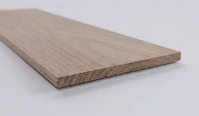 Tábua lixada para prateleira ou artesanato de madeira Pinus tratado 28x1,8x100 centímetros